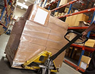 Paletas de mercancía FMK Closeouts